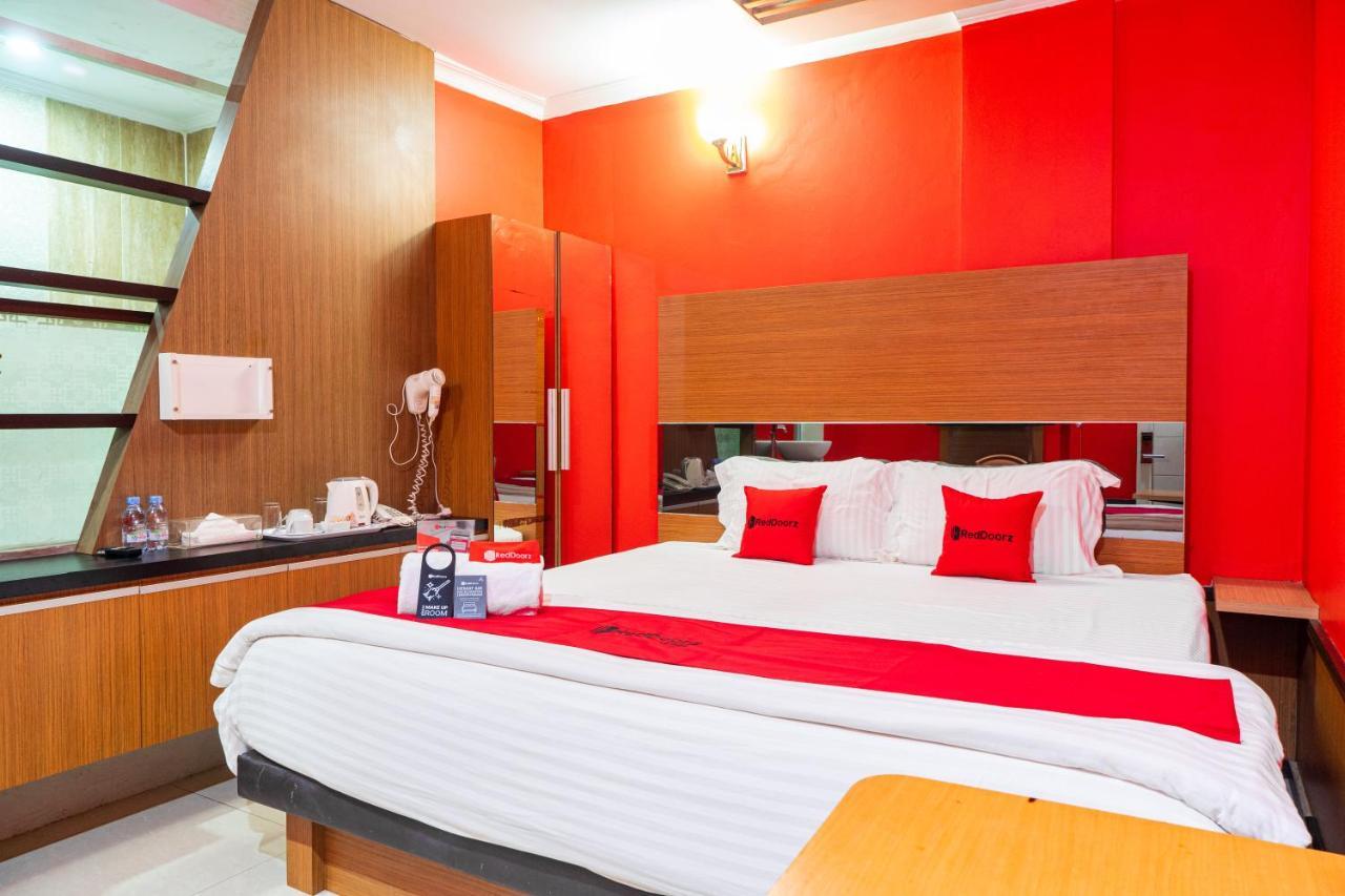 Reddoorz Plus Near Chadstone Mall Бекаси Екстериор снимка