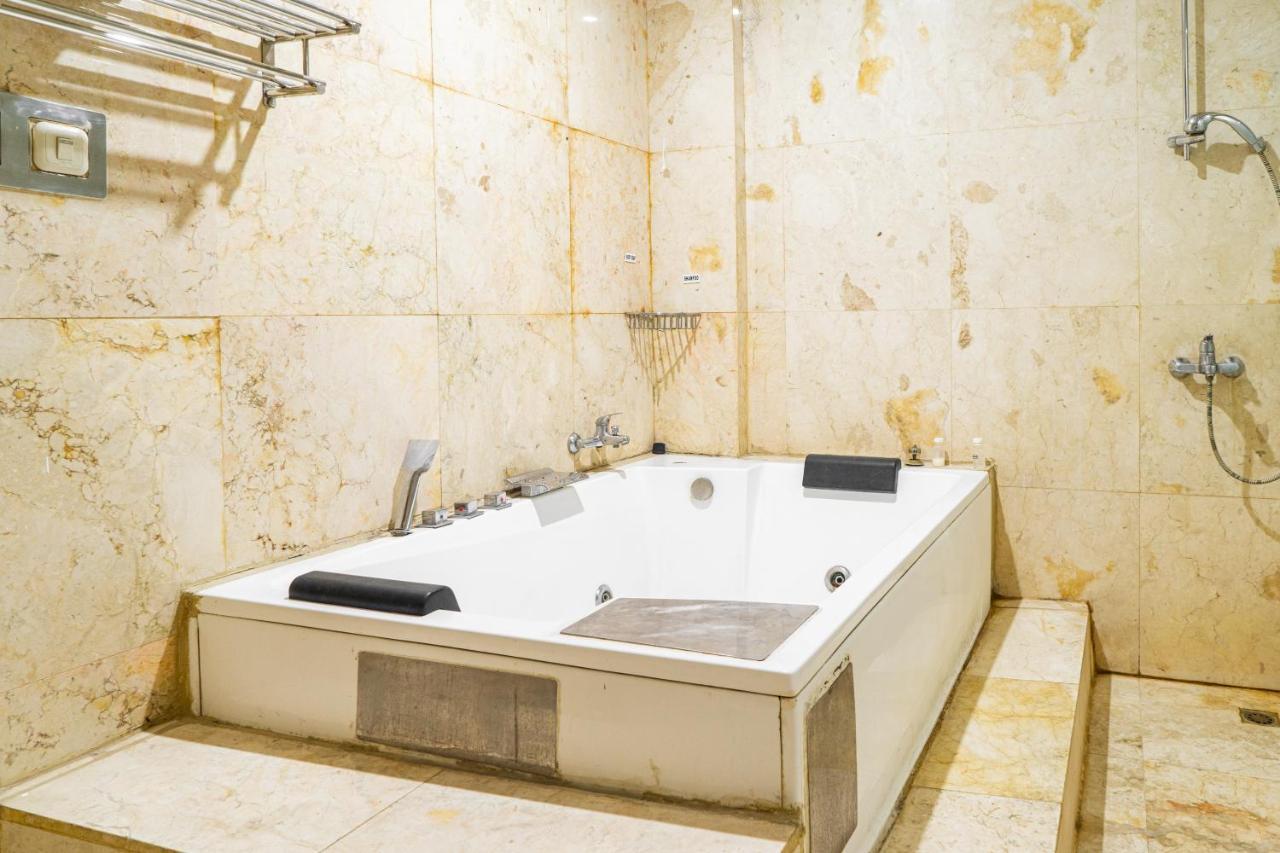 Reddoorz Plus Near Chadstone Mall Бекаси Екстериор снимка